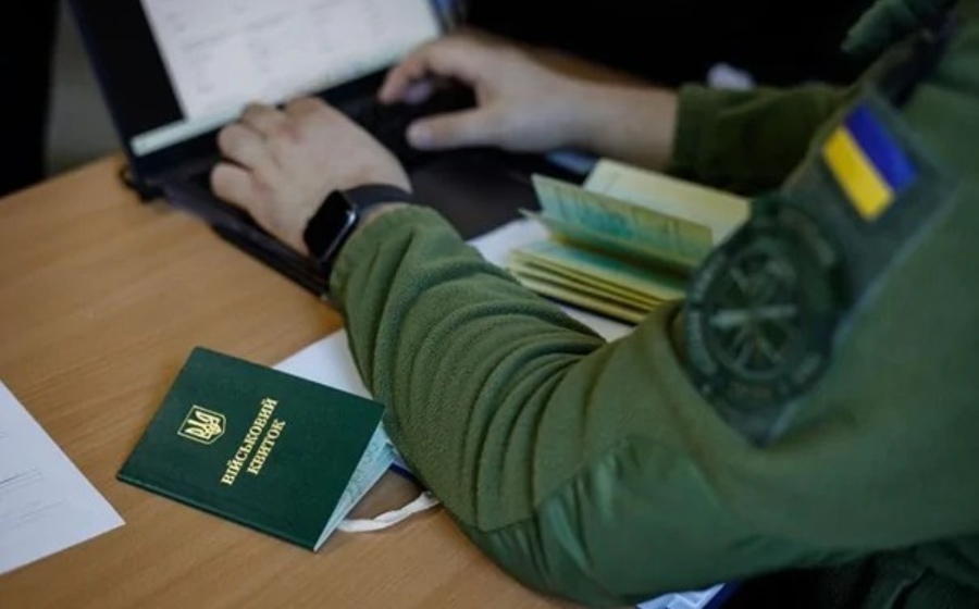 Як отримати документи зі своєї військової частини після звільнення