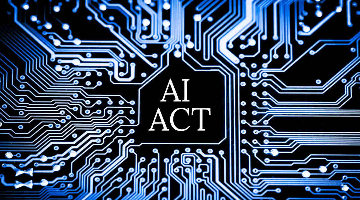 ШІ-контент у ЄС у 2026 році: коли його потрібно маркувати за AI Act