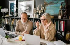 Чи можна оформити українську пенсію знаходячись за кордоном?