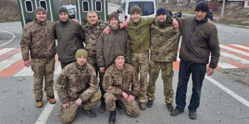 Права військових, звільнених з полону