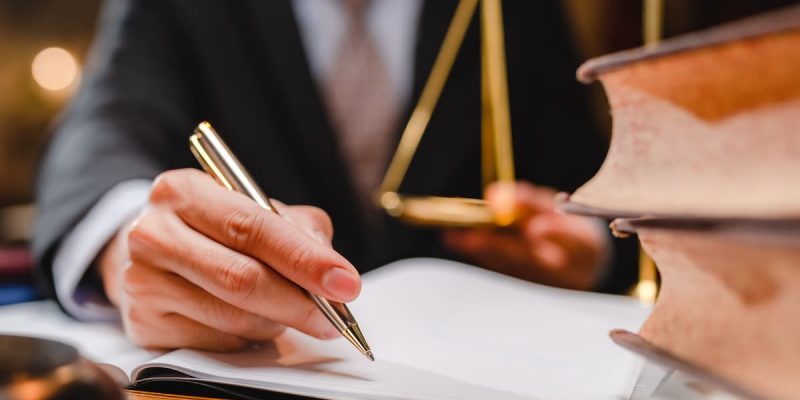 Як оскаржити дії або бездіяльність державних чи приватних виконавців