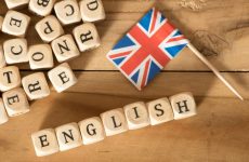 Як законодавство України сприяє вивченню та використанню англійської мови в країні