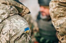 Звільнення із служби в ЗСУ на підставі інвалідності дружини